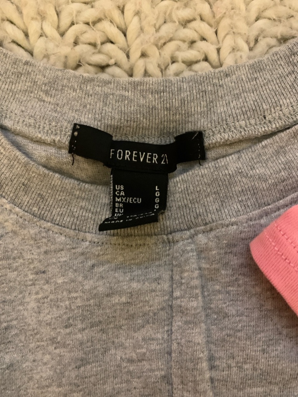 Women Tops - Picture 4 of 5